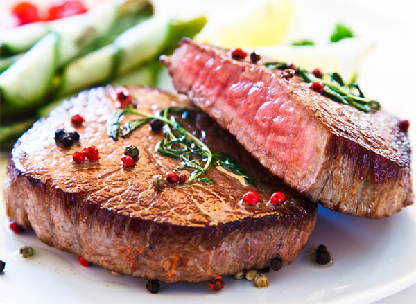 You are currently viewing Top tips for grilling beef steak