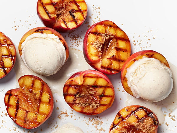 You are currently viewing 5 Easiest Summer Grilled Desserts On Your Kamado 26 Inch Grill￼