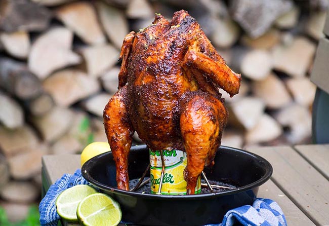 You are currently viewing How to make beer can chicken on a grill