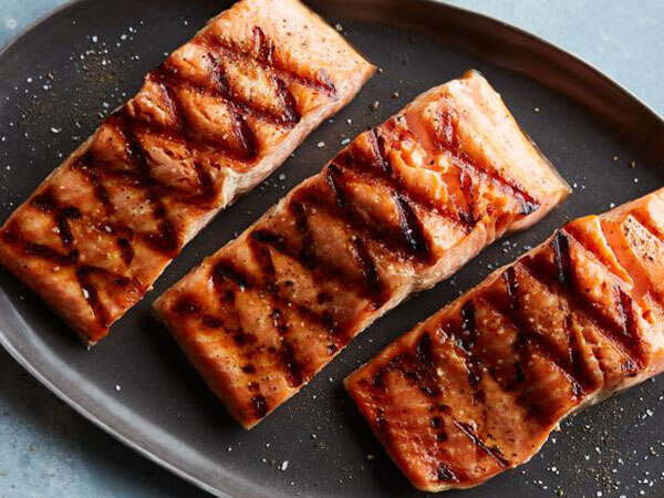 Read more about the article How to Grill Salmon on the Mini Ceramic Grill in 4 Easy Steps