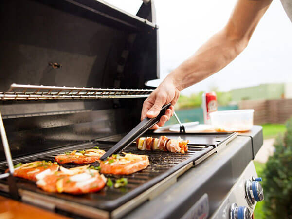Read more about the article The Ultimate Guide to Grilling with Your Kamado Grill in Your Apartment